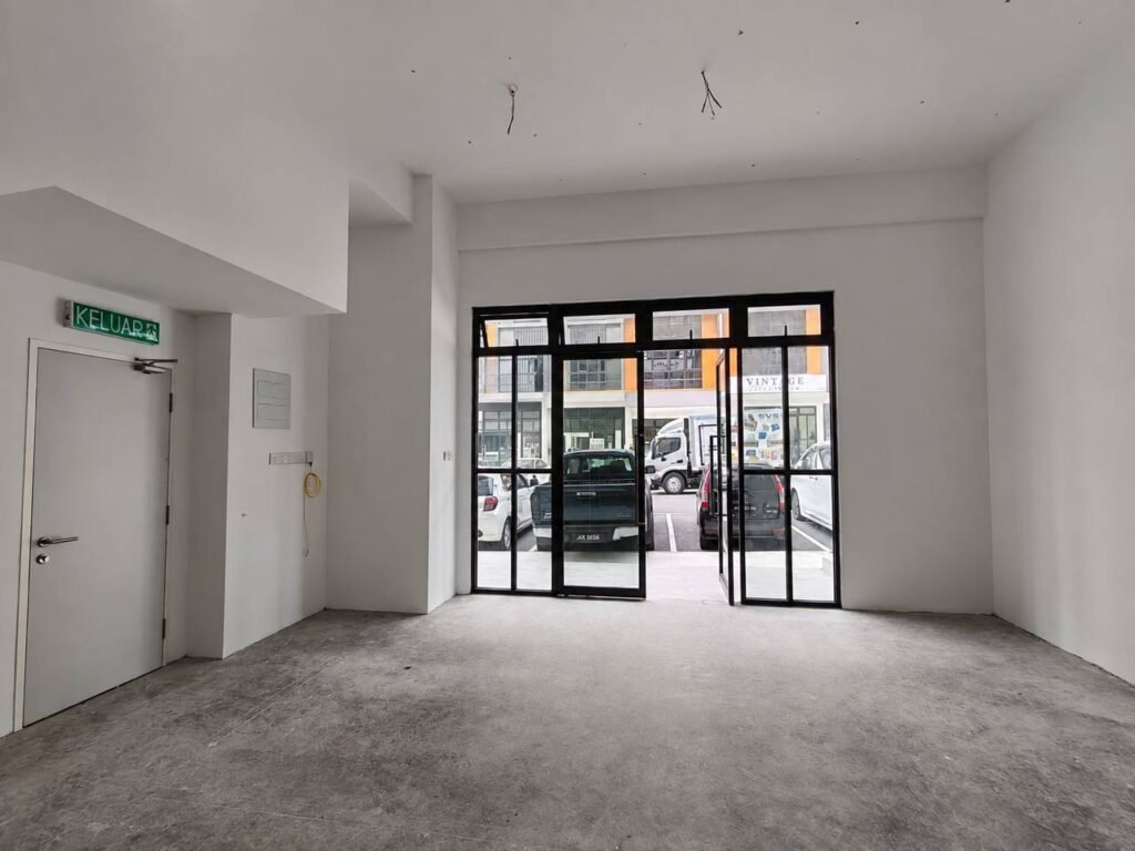 Pelangi Avenue Ground Floor Shoplot for Rent