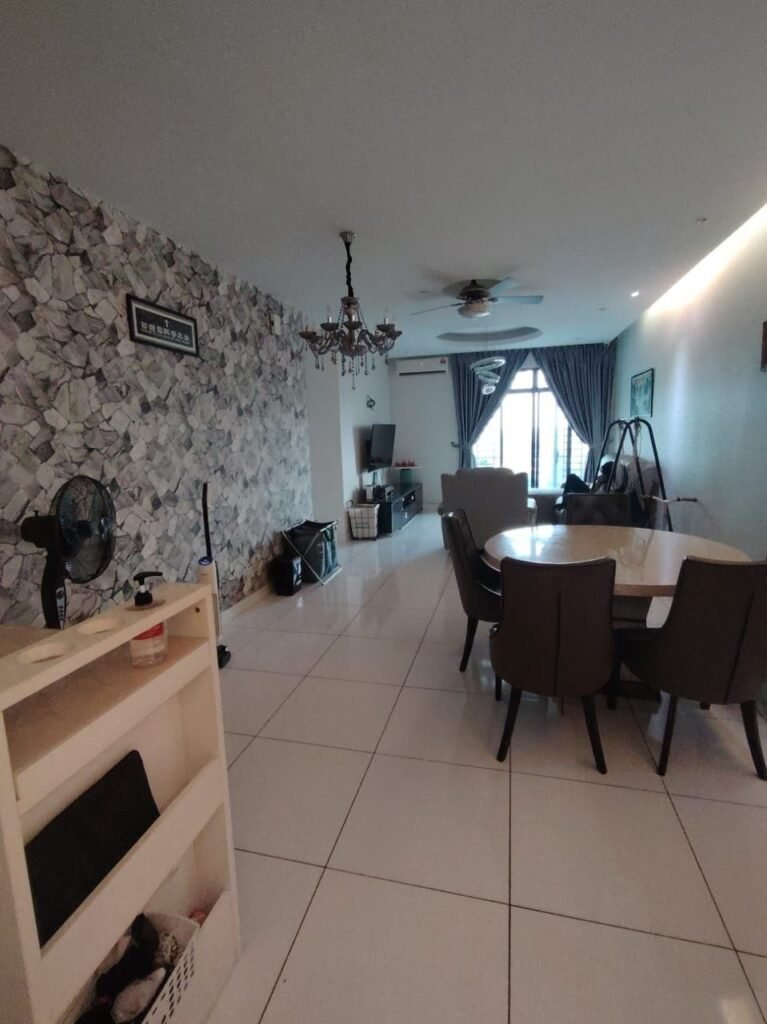 Fully Furnished 4-Bedroom High-Floor Unit at Platino Serviced Apartment, Paradigm Mall JB