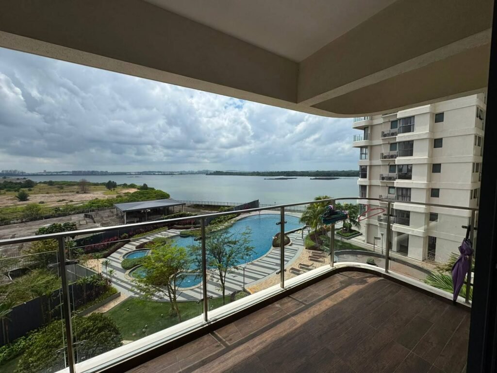Fully Furnished 3-Bedroom High-Rise Unit at Kings Bay @ Country Garden Danga Bay