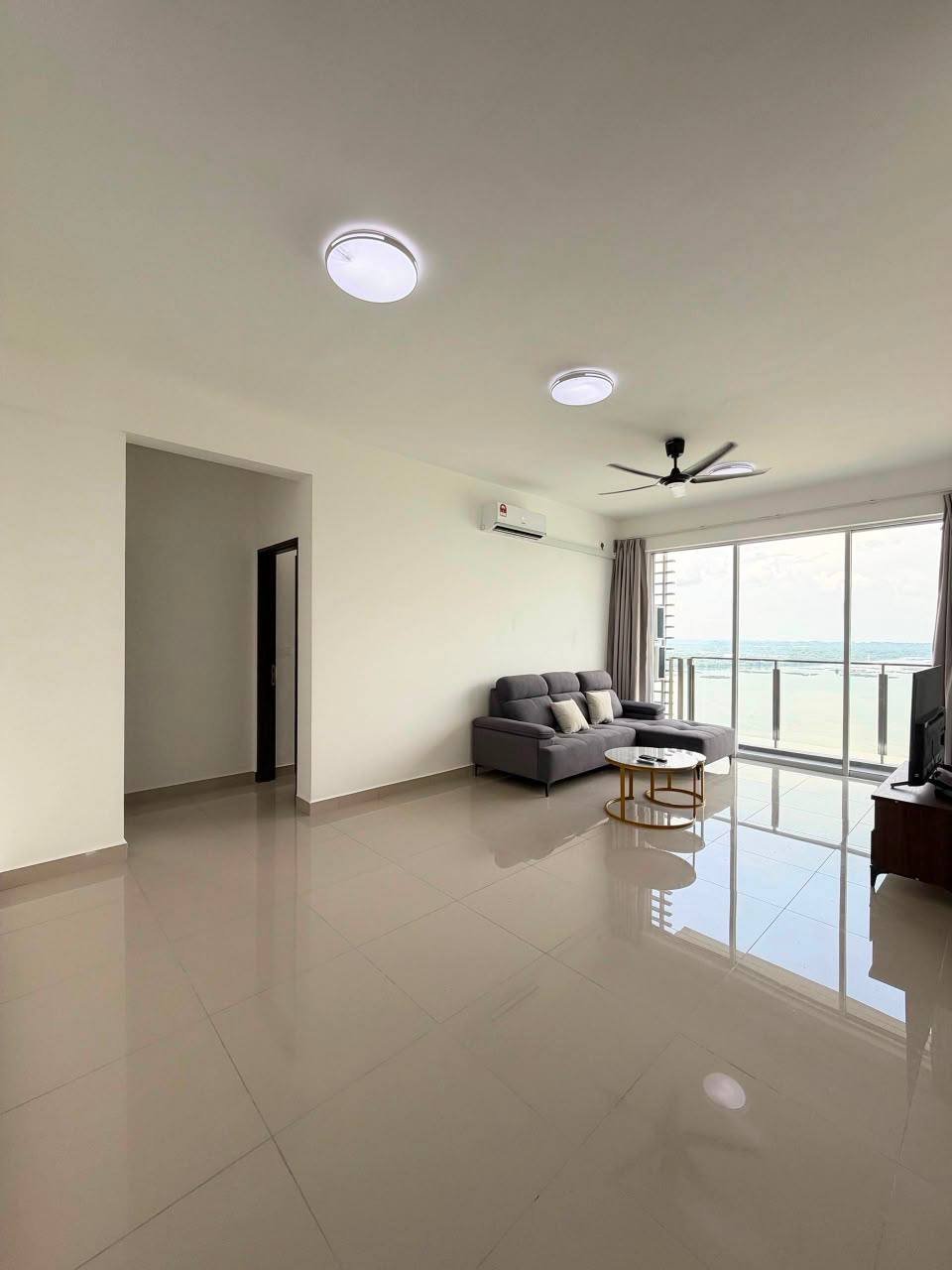 Fully Furnished 3-Bedroom Condo at Vista Tiara MBW Bay@ Danga Bay