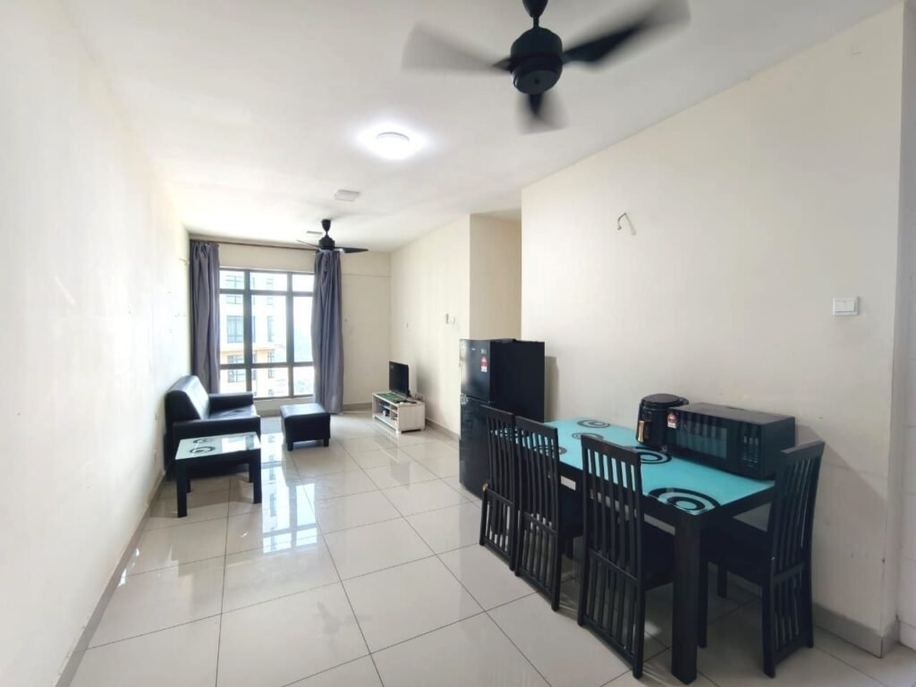 Fully Furnished 3-Bedroom Condo for Rent at ARC @ Austin Hills, Taman Daya