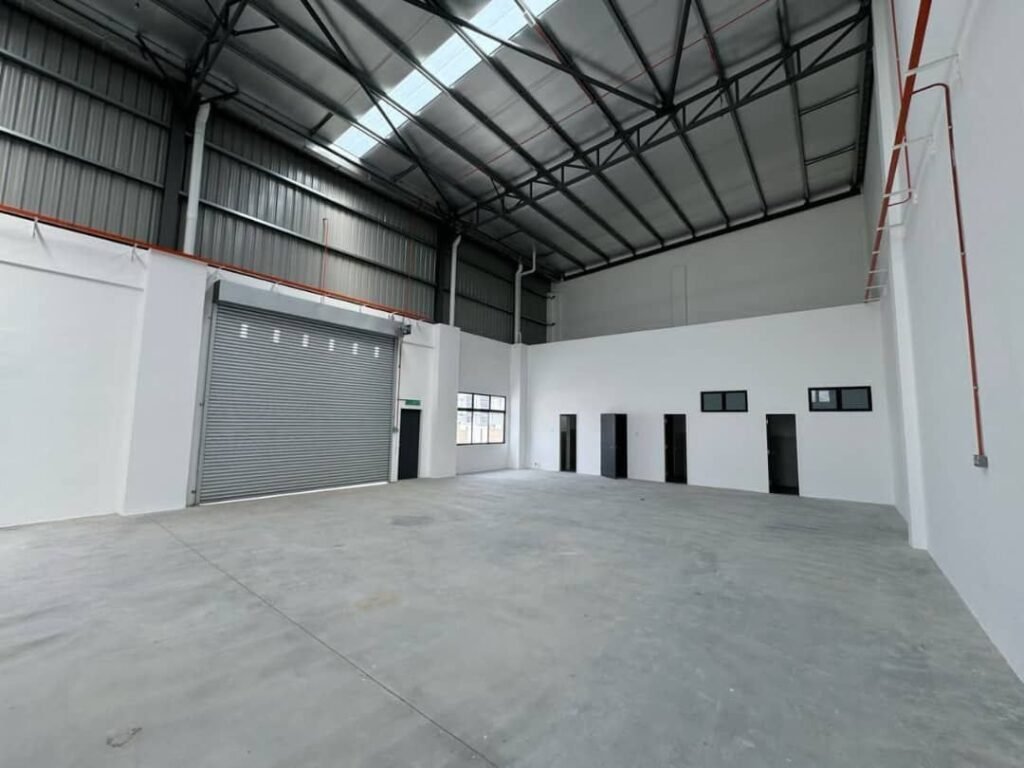 Single Storey Semi-D Factory for Rent at Eco Business Park 1, Kempas